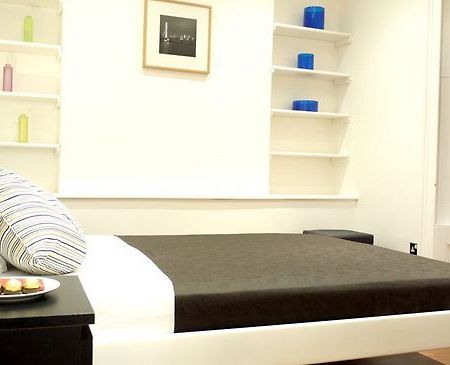 Old Town Apartments London Room photo